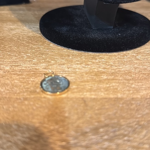 14k Gold Ancient Coin Necklace Pendant - Picture 5 of 5